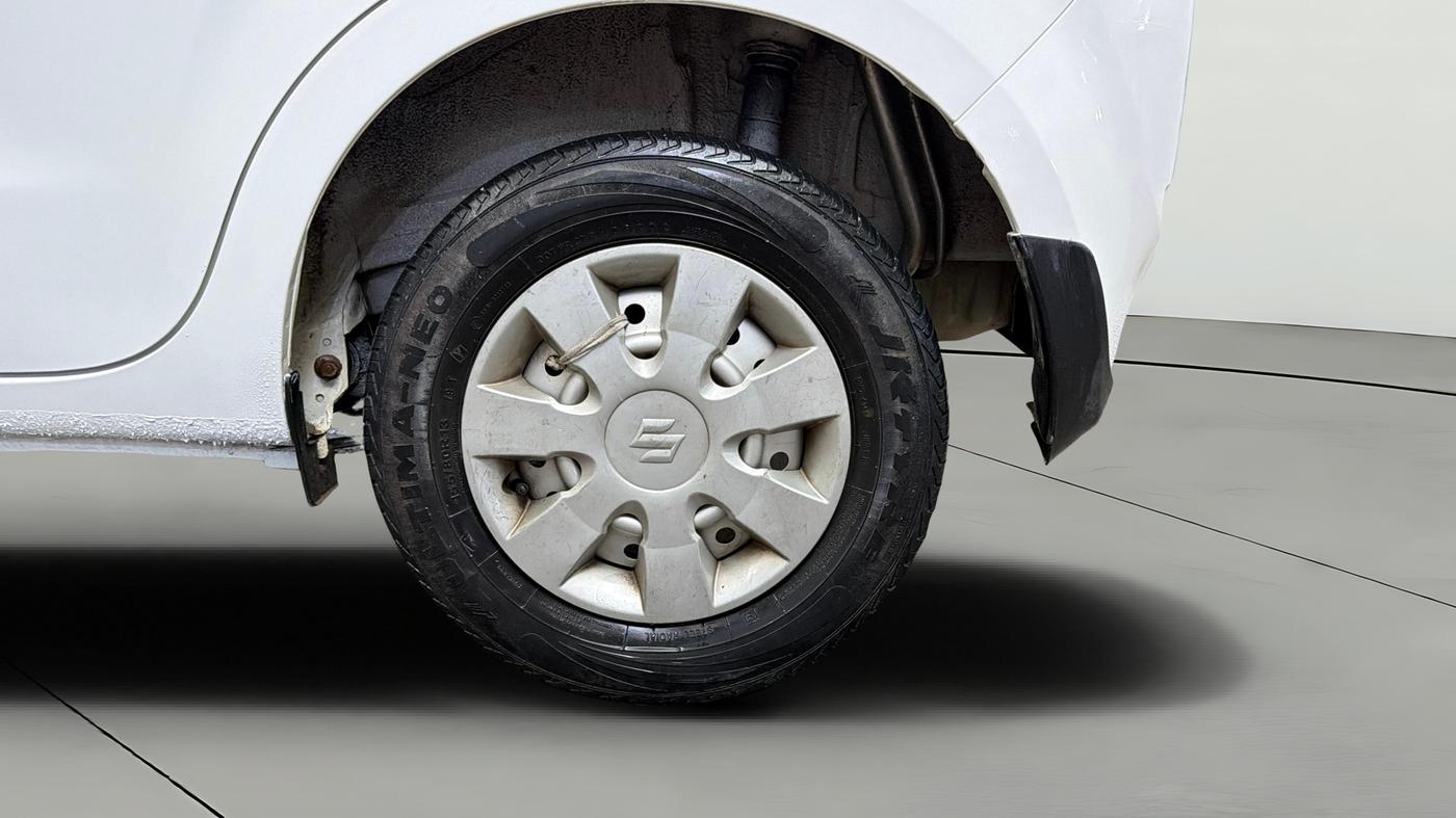 2020 Maruti New Wagon-R LXI 1.0, Petrol, Manual, 20,484 km, Left Rear Wheel