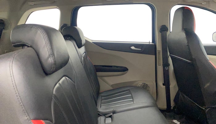 2020 Renault TRIBER RXZ AMT, Petrol, Automatic, 39,175 km, Right Side Rear Door Cabin