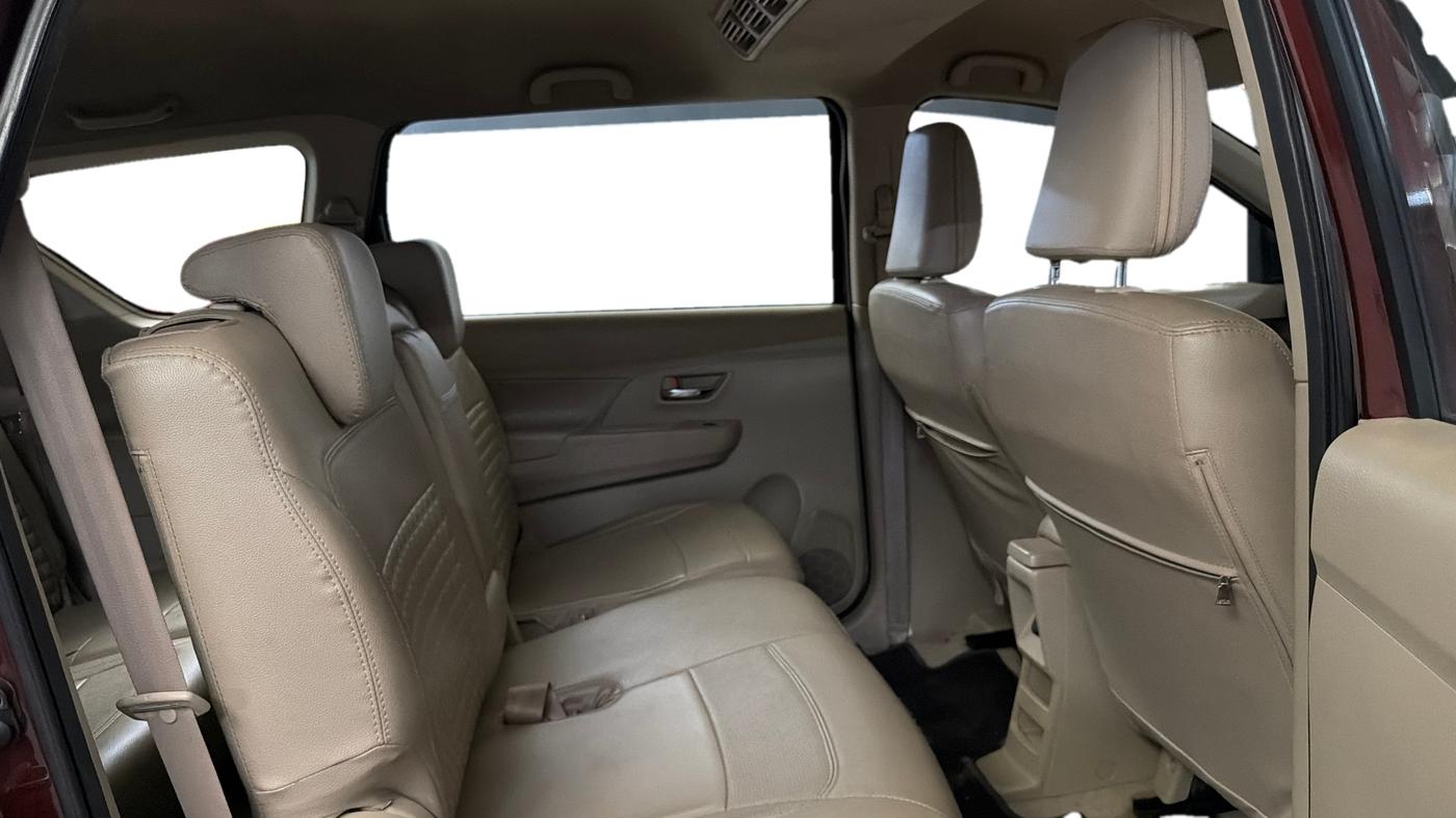 2021 Maruti Ertiga ZXI+ SHVS, Petrol, Manual, 60,068 km, Right Side Rear Door Cabin