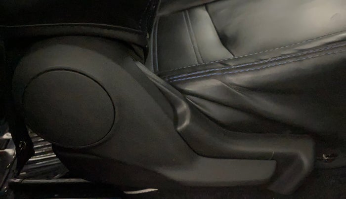 2022 Maruti IGNIS SIGMA 1.2, Petrol, Manual, 16,346 km, Driver Side Adjustment Panel