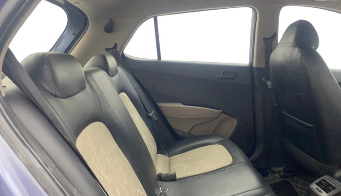 2016 Hyundai Grand i10 MAGNA AT 1.2 KAPPA VTVT, Petrol, Automatic, 58,000 km, Right Side Rear Door Cabin