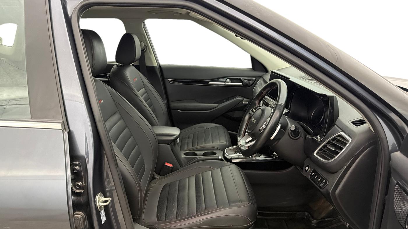 2021 KIA SELTOS GTX PLUS DCT 1.4 PETROL, Petrol, Automatic, 99,077 km, Right Side Front Door Cabin