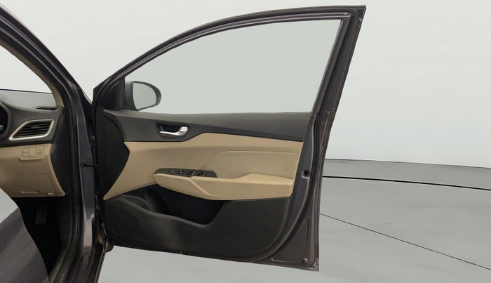 2018 Hyundai Verna 1.6 EX VTVT AT, Petrol, Automatic, 34,558 km, RHS Front Door