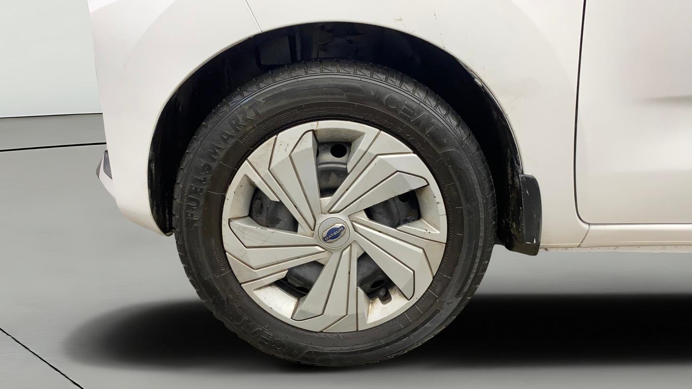 2020 Datsun Redi Go T, Petrol, Manual, 25,838 km, Left Front Wheel