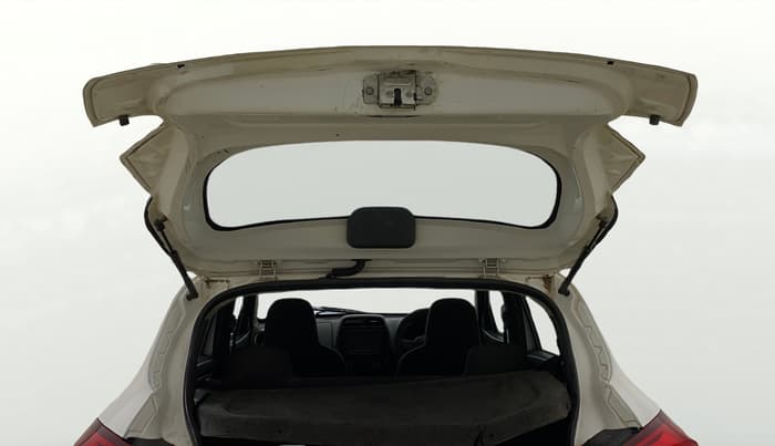 2016 Renault Kwid RXT 0.8, Petrol, Manual, 1,23,083 km, Boot Door Open