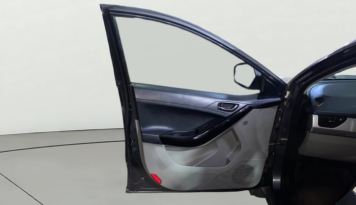 2019 Tata NEXON XM PETROL, Petrol, Manual, 31,721 km, LHS Front Door