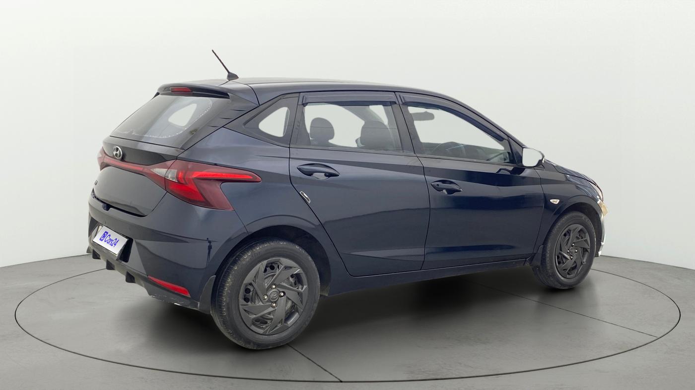 2022 Hyundai NEW I20 MAGNA 1.2 MT, Petrol, Manual, 39,610 km, Right Back Diagonal