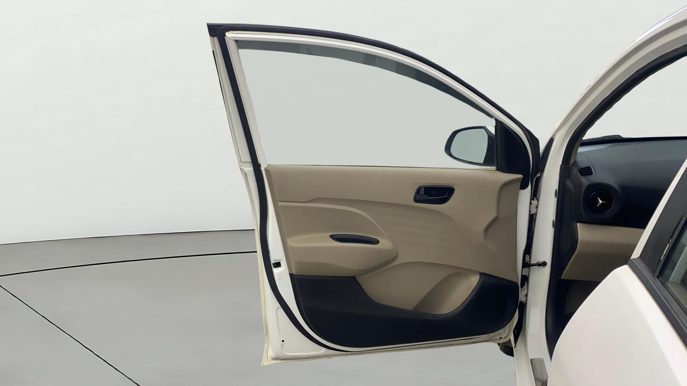 2020 Hyundai NEW SANTRO SPORTZ MT, Petrol, Manual, 46,872 km, LHS Front Door
