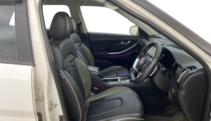 2023 Hyundai ALCAZAR  Signature (O) AE 7Str Diesel AT, Diesel, Automatic, 74,379 km, Right Side Front Door Cabin