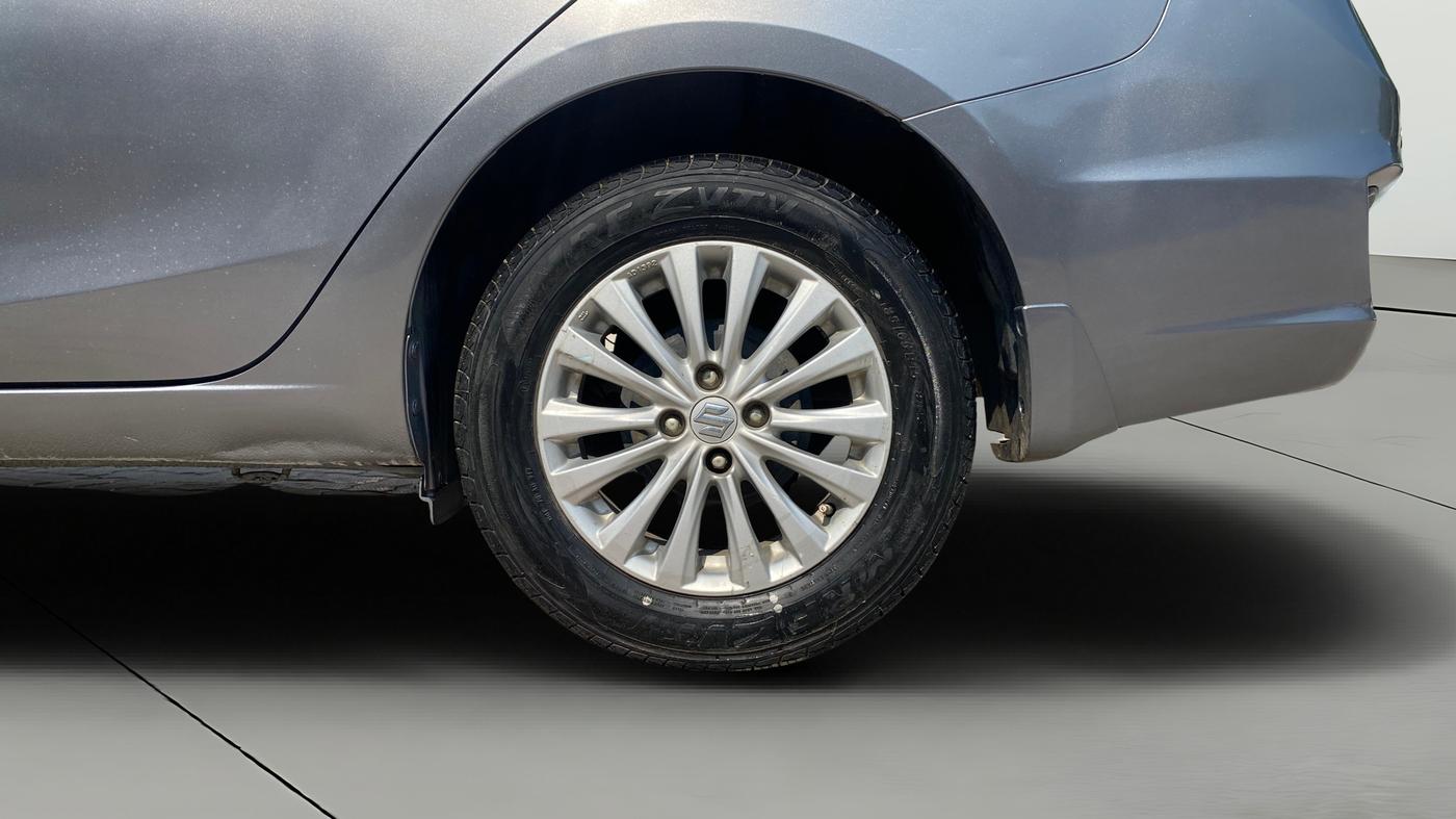 2017 Maruti Ciaz ZETA 1.4  MT PETROL, Petrol, Manual, 14,405 km, Left Rear Wheel