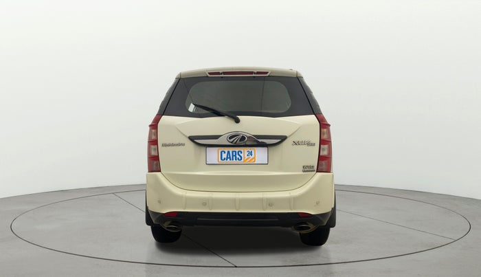 2017 Mahindra XUV500 W10 AT, Diesel, Automatic, 76,548 km, Back/Rear