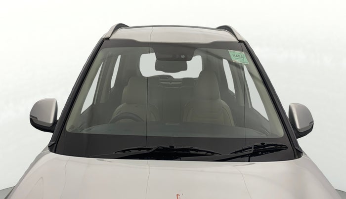 2022 KIA CARENS LUXURY PLUS 1.4 PETROL 7 STR, Petrol, Manual, 29,070 km, Front Windshield