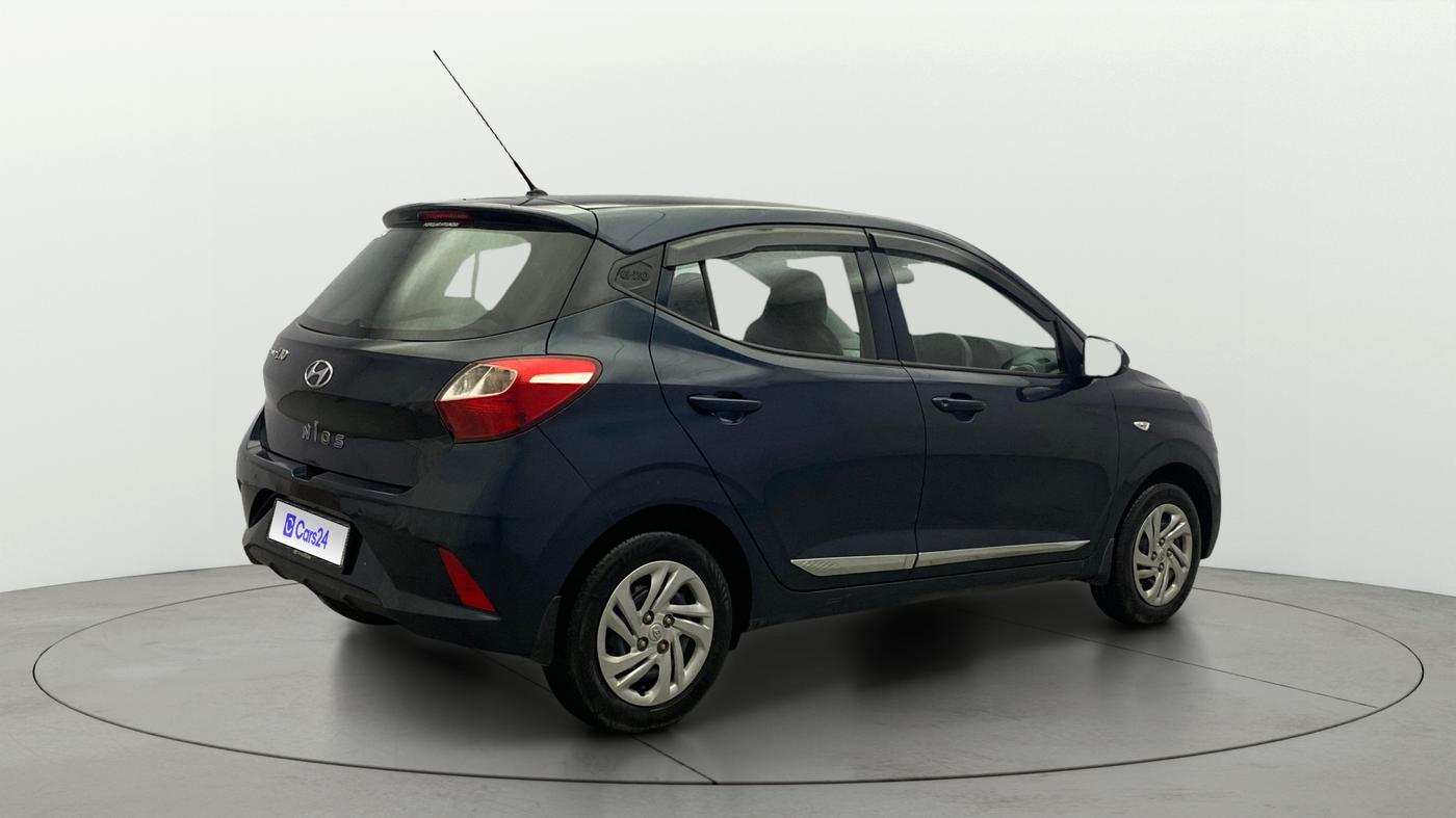 2022 Hyundai GRAND I10 NIOS MAGNA 1.2 KAPPA VTVT, Petrol, Manual, 19,466 km, Right Back Diagonal