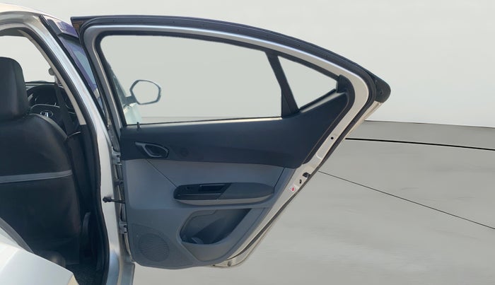 2018 Tata TIGOR XT PETROL, CNG, Manual, 62,047 km, RHS Rear Door