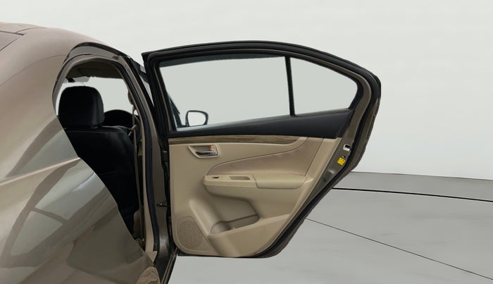 2022 Maruti Ciaz SIGMA 1.5 SHVS MT  PETROL, Petrol, Manual, 61,465 km, RHS Rear Door