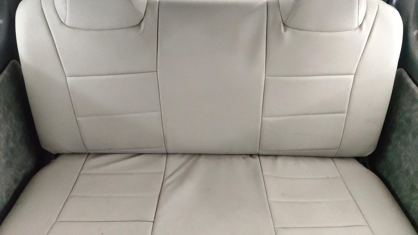 2017 Maruti Eeco 7 STR, Petrol, Manual, 32,097 km, Third Seat Row ( optional )
