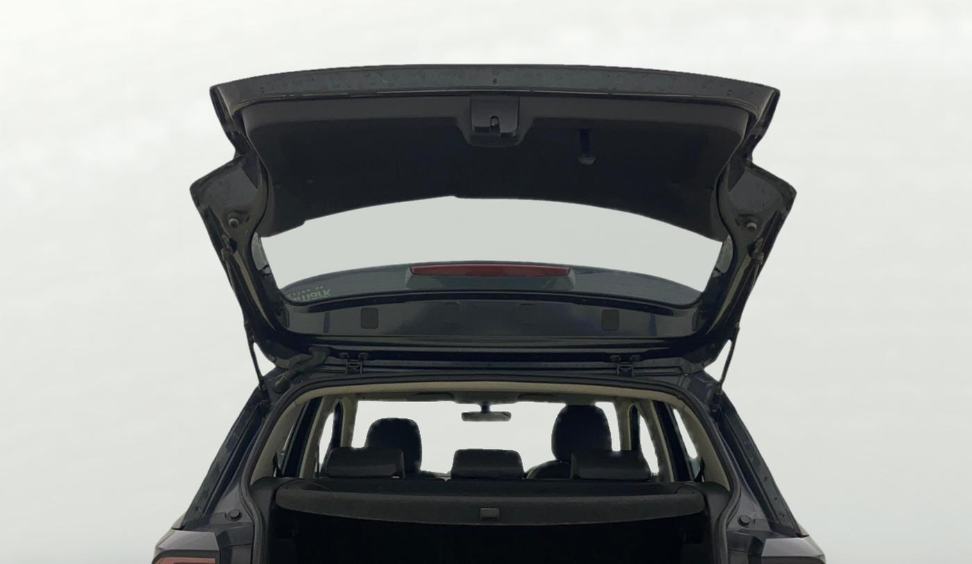2022 Volkswagen TAIGUN TOPLINE 1.0 TSI AT, Petrol, Automatic, 1,16,362 km, Boot Door Open