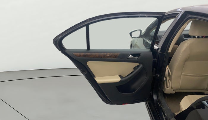 2015 Volkswagen Jetta HIGHLINE TDI AT, Diesel, Automatic, 1,35,517 km, LHS Rear Door