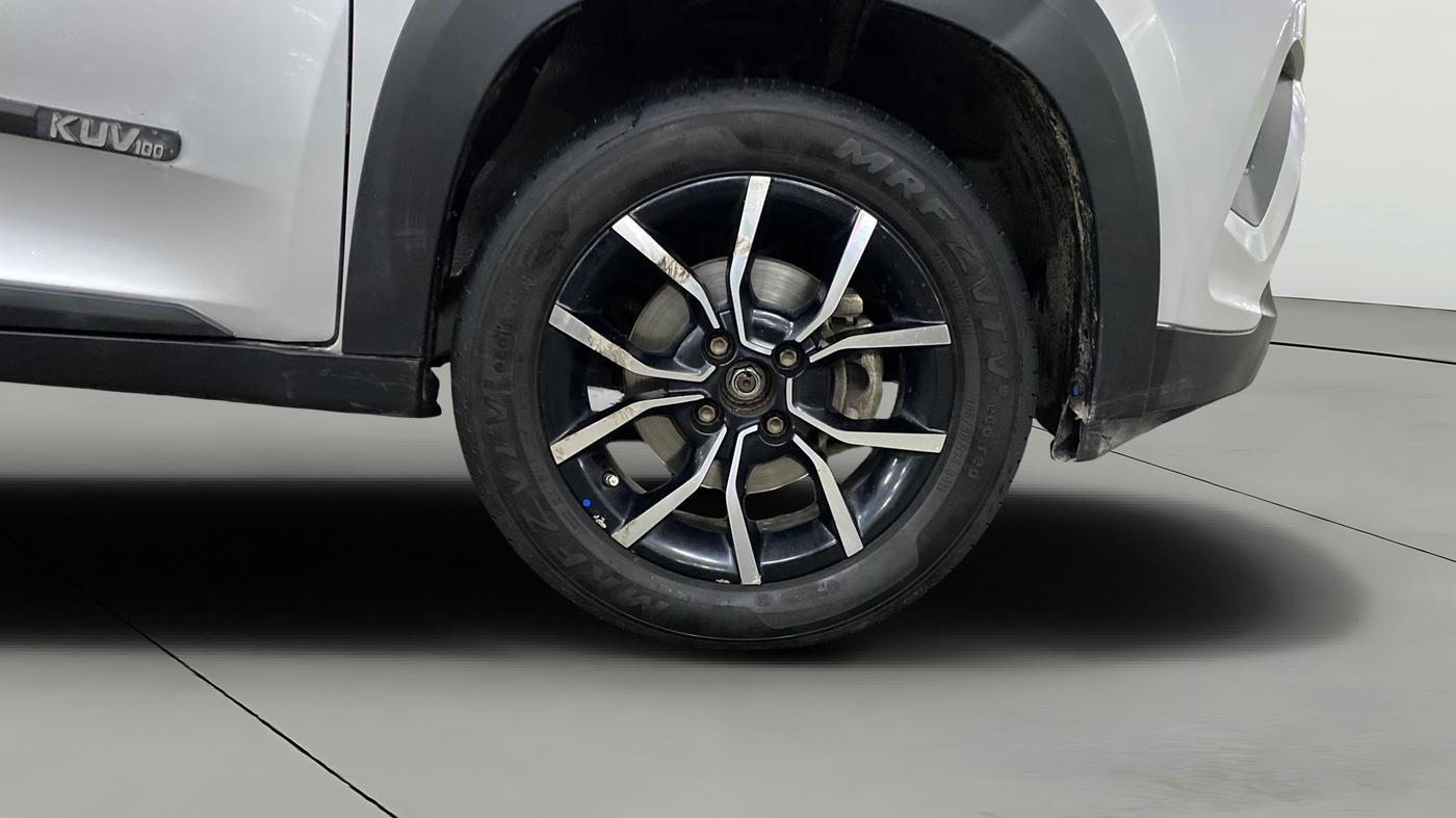 2018 Mahindra KUV 100 NXT K8 P 6 STR, Petrol, Manual, 65,378 km, Right Front Wheel