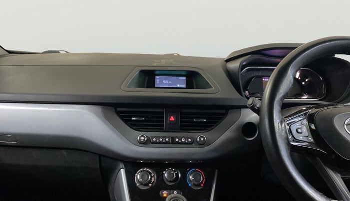 2021 Tata NEXON XM SUNROOF PETROL, Petrol, Manual, 82,040 km, Air Conditioner