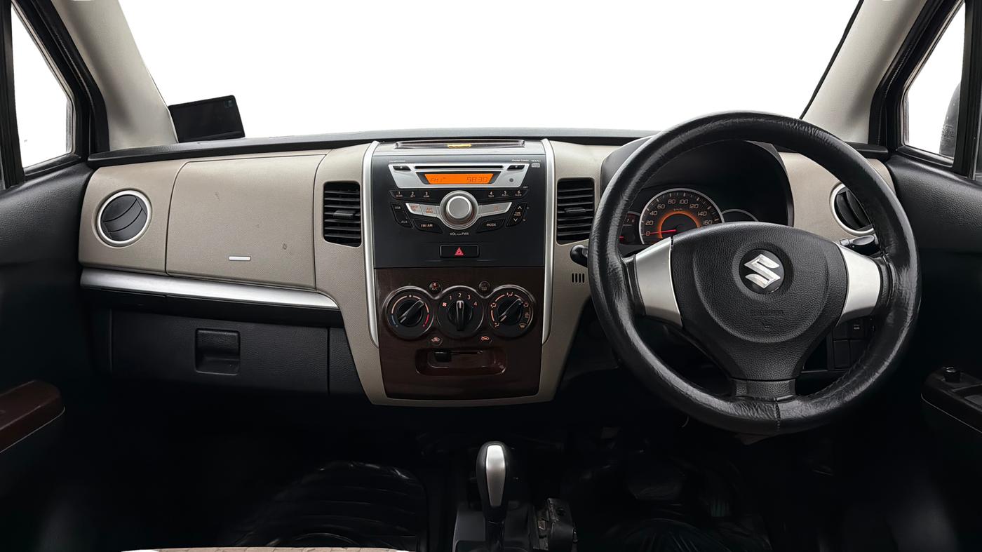 2016 Maruti Wagon R 1.0 VXI (O) AMT, Petrol, Automatic, 52,231 km, Dashboard