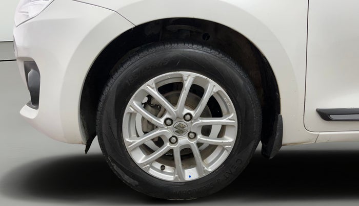 2023 Maruti Swift ZXI, Petrol, Manual, 30,782 km, Left Front Wheel