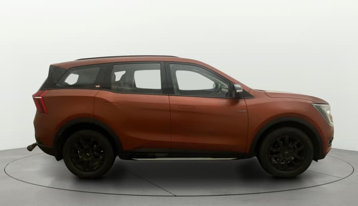 2024 Mahindra XUV700 AX 7 LUXURY P AT 7 STR, Petrol, Automatic, 28,763 km, Right Side View