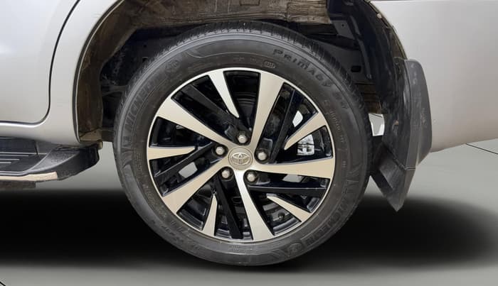 2022 Toyota Innova Crysta 2.7 ZX AT 7 STR, Petrol, Automatic, 51,133 km, Left Rear Wheel
