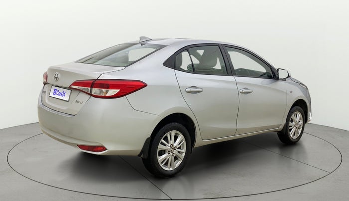 2020 Toyota YARIS J CVT, Petrol, Automatic, 88,337 km, Right Back Diagonal