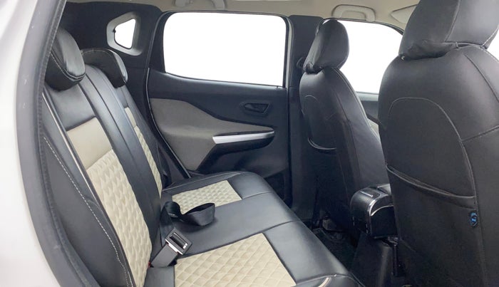 2024 Nissan MAGNITE XE, Petrol, Manual, 15,764 km, Right Side Rear Door Cabin