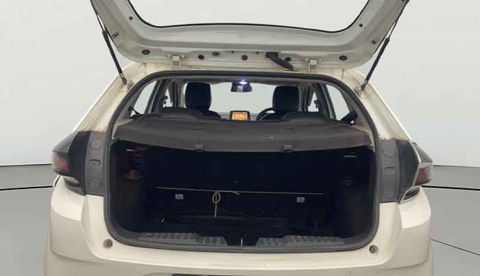 2021 Tata ALTROZ XT I-TURBO PETROL, Petrol, Manual, 63,245 km, Boot Open Zoomed View