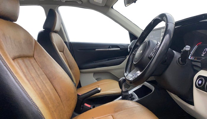 2022 KIA SONET HTX 1.0 IMT, Petrol, Manual, 84,667 km, Right Side Front Door Cabin