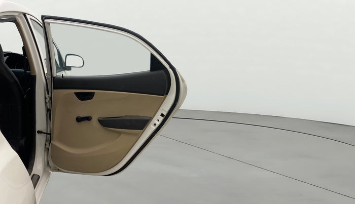 2013 Hyundai Eon MAGNA +, Petrol, Manual, 59,756 km, RHS Rear Door