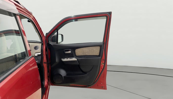 2013 Maruti Wagon R 1.0 VXI, CNG, Manual, 65,804 km, RHS Front Door