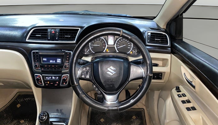 2017 Maruti Ciaz ZETA 1.4  MT PETROL, Petrol, Manual, 90,673 km, Steering Wheel Close Up
