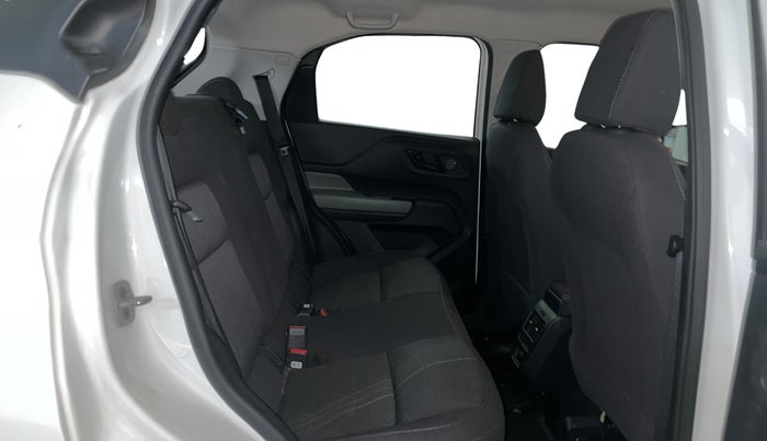 2025 Tata PUNCH Adventure Plus, Petrol, Manual, 2,531 km, Right Side Rear Door Cabin