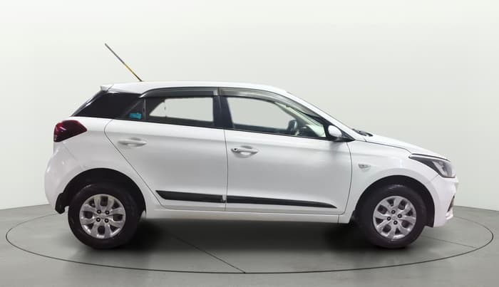 2018 Hyundai Elite i20 MAGNA EXECUTIVE 1.2, CNG, Manual, 36,127 km, Right Side View