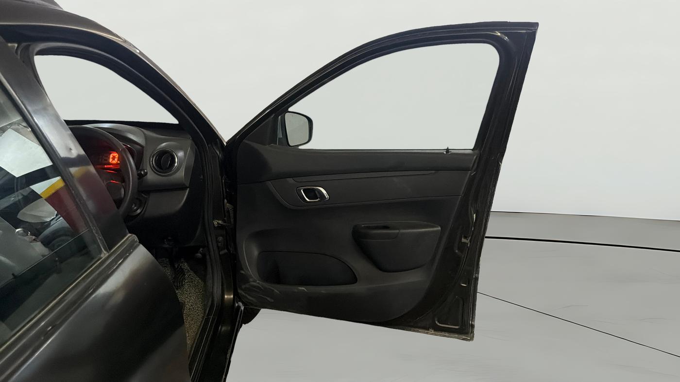 2019 Renault Kwid RXT 1.0 AMT (O), Petrol, Automatic, 62,978 km, RHS Front Door