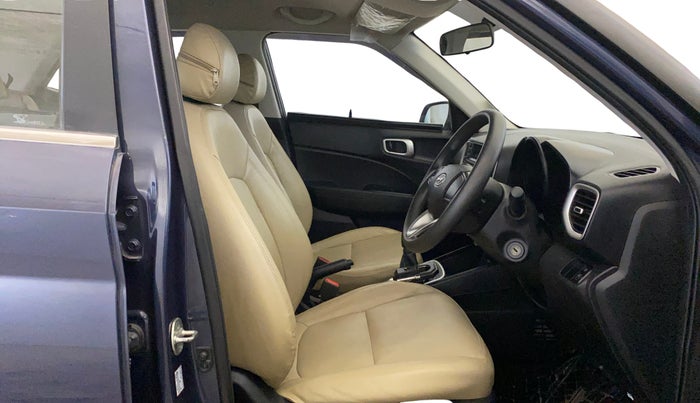 2021 Hyundai VENUE S 1.2, Petrol, Manual, 31,948 km, Right Side Front Door Cabin