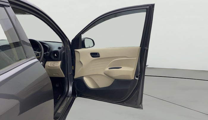 2022 Hyundai NEW SANTRO SPORTZ EXECUTIVE MT CNG, CNG, Manual, 25,999 km, RHS Front Door