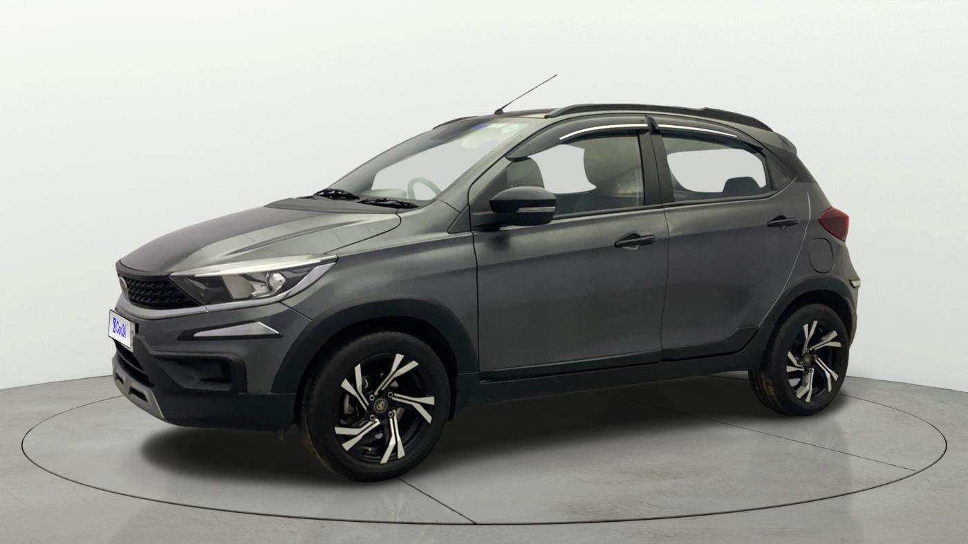 2024 Tata TIAGO NRG  NRG XZA CNG, CNG, Automatic, 16,952 km, Left Front Diagonal