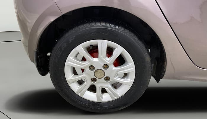 2018 Tata Tiago XZ PETROL, Petrol, Manual, 39,749 km, Right Rear Wheel