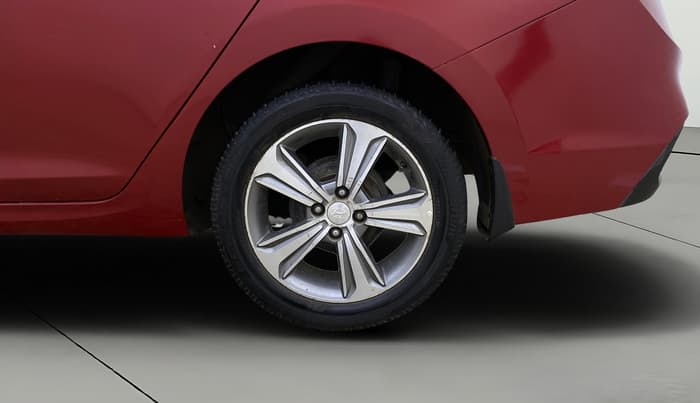 2019 Hyundai Verna 1.6 VTVT SX (O) AT, Petrol, Automatic, 26,169 km, Left Rear Wheel