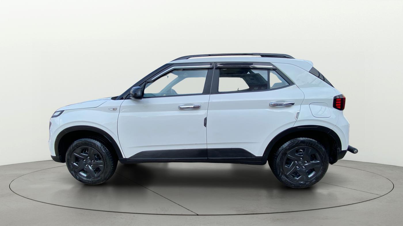 2024 Hyundai VENUE E Plus 1.2 Petrol, Petrol, Manual, 13,252 km, Left Side