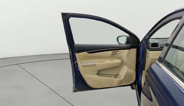 2017 Maruti Ciaz DELTA 1.4 MT PETROL, CNG, Manual, 1,21,751 km, LHS Front Door