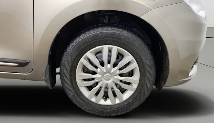 2021 Maruti Dzire VXI, Petrol, Manual, 45,011 km, Right Front Wheel