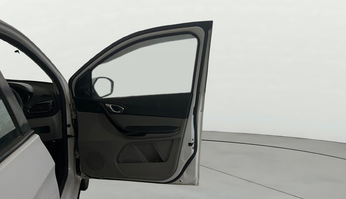 2019 Tata Tiago XZA PETROL, Petrol, Automatic, 87,598 km, RHS Front Door