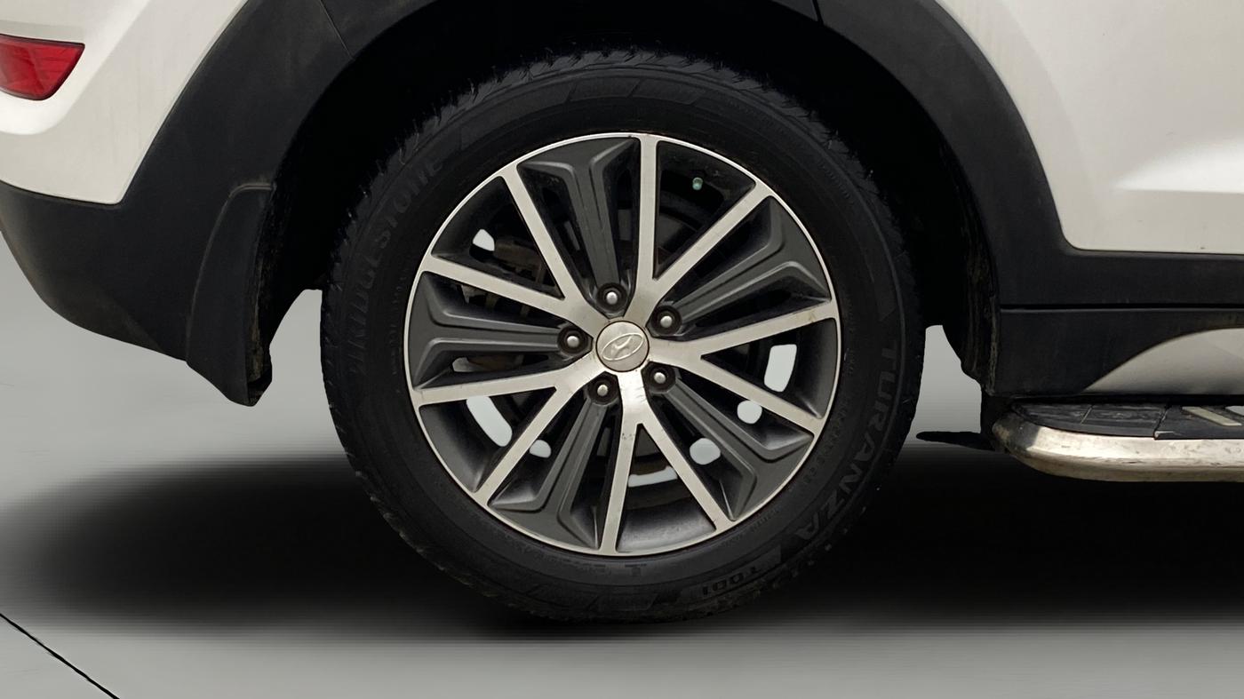 2019 Hyundai Tucson GLS 2WD AT PETROL, Petrol, Automatic, 79,823 km, Right Rear Wheel