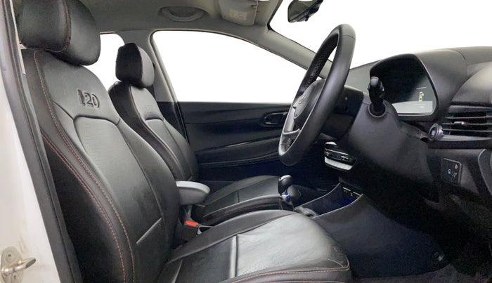 2021 Hyundai NEW I20 ASTA 1.2 MT, Petrol, Manual, 27,922 km, Right Side Front Door Cabin