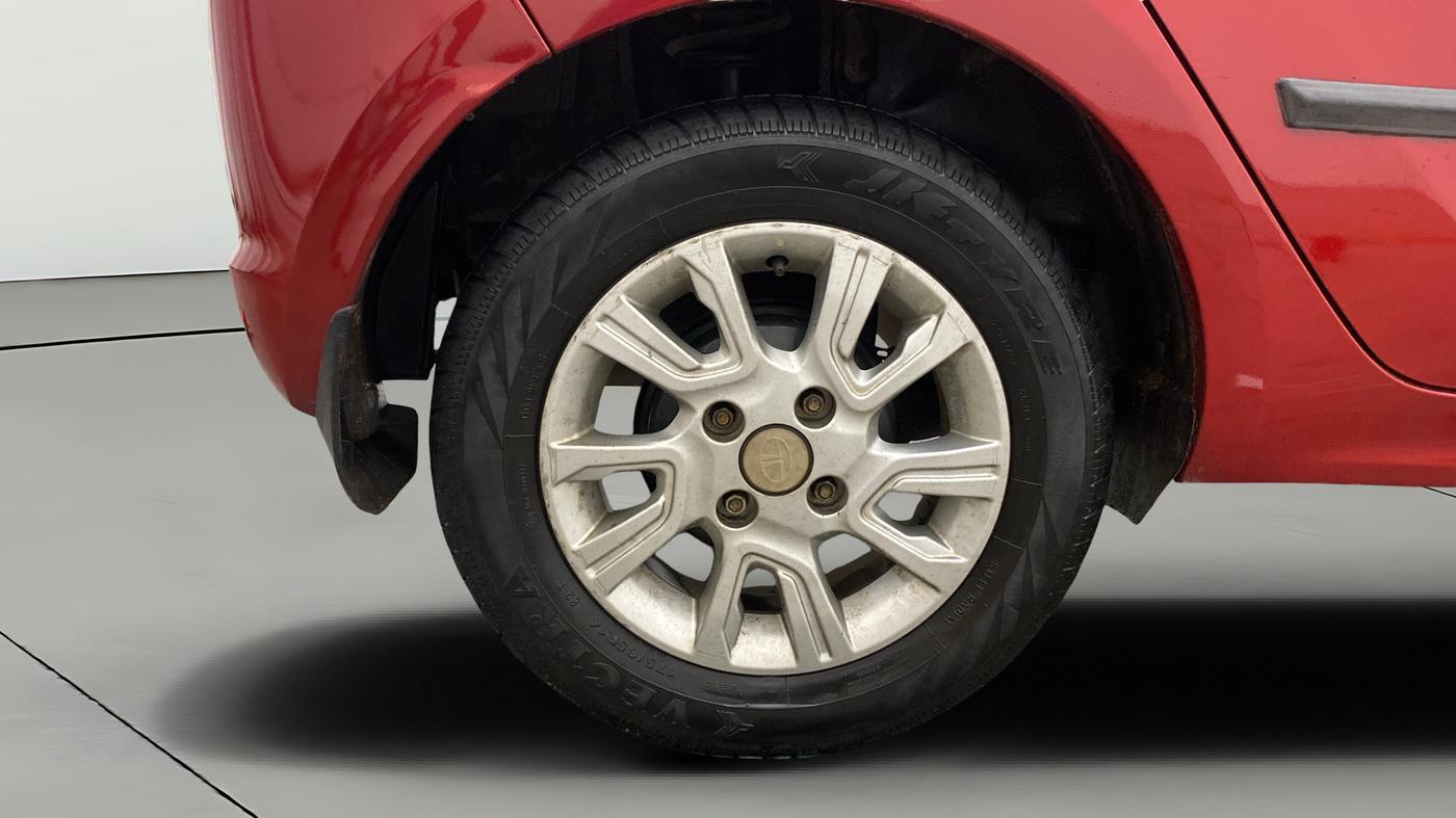 2018 Tata Tiago XZA PETROL, Petrol, Automatic, 95,205 km, Right Rear Wheel